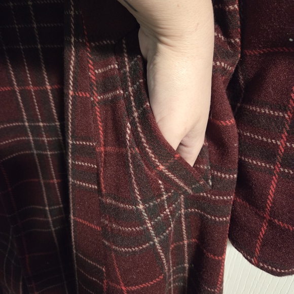 NWOT Torrid Burgundy Plaid Softest Tie Front Coat- Size 2x - Picture 7 of 13